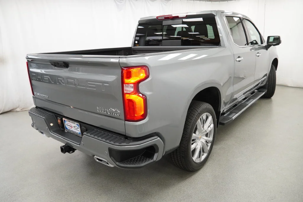 New 2026 Sterling Gray Metallic Chevrolet High Country image 3