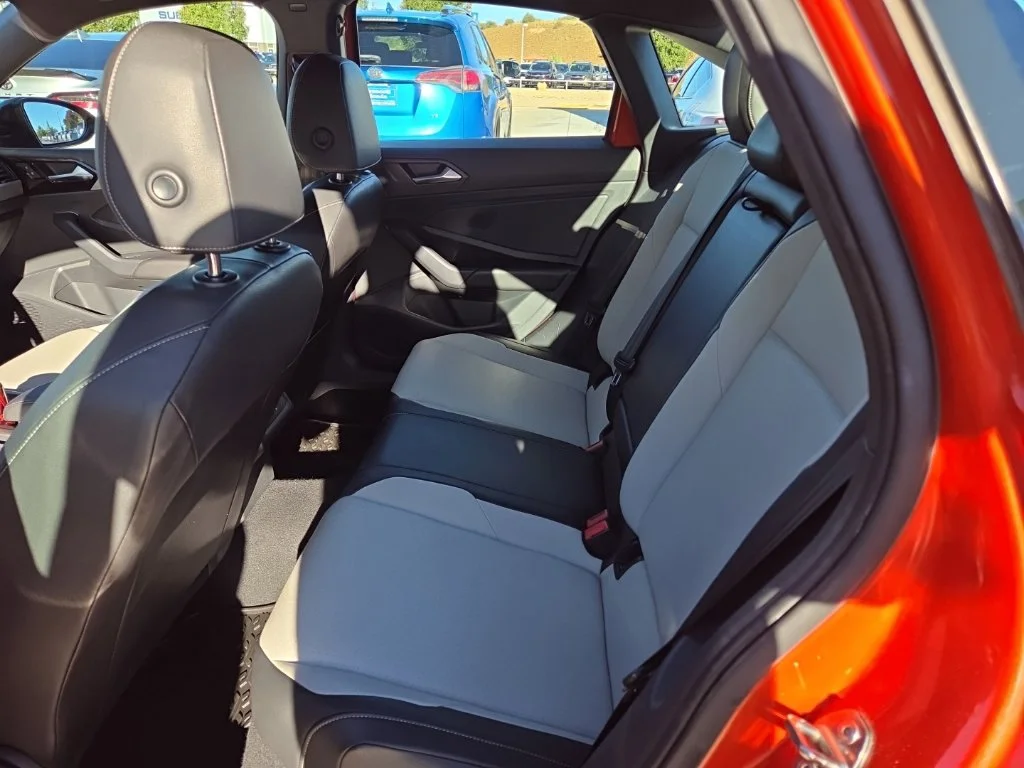 Used 2019 Orange Volkswagen R-Line image 18