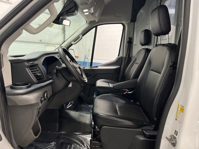 Used 2023 Oxford White Ford Base image 6