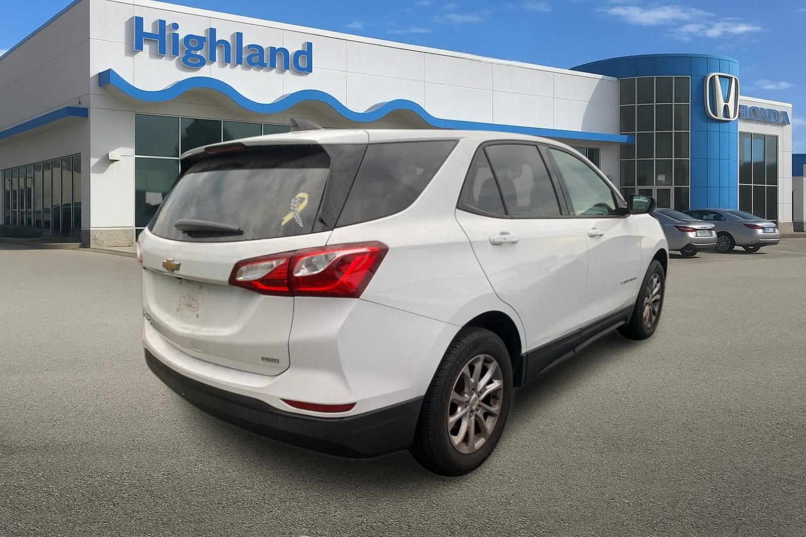 Used 2019 White Chevrolet LS image 3
