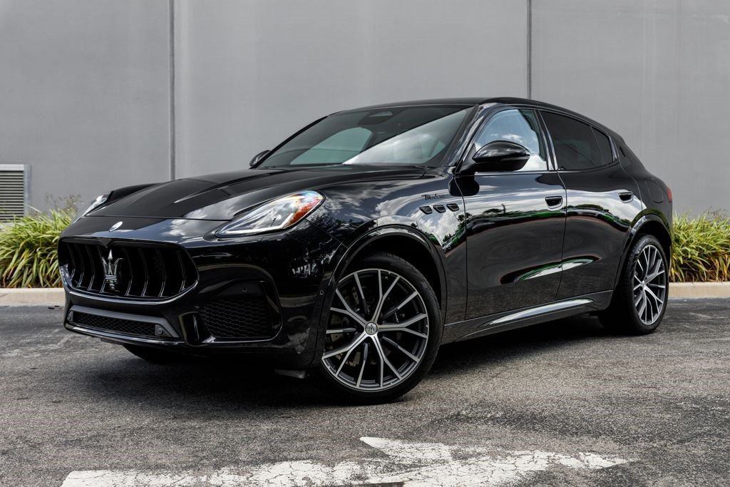 New 2026 Black Maserati Modena V6 image 47