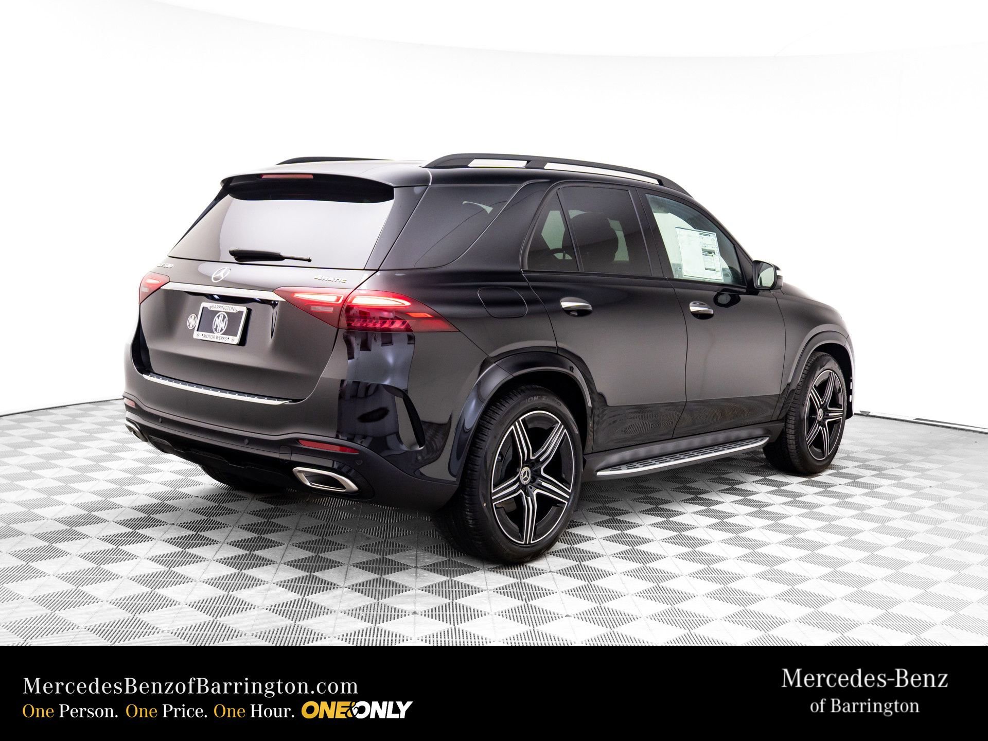 New 2026 Black Mercedes-Benz GLE 580 image 54