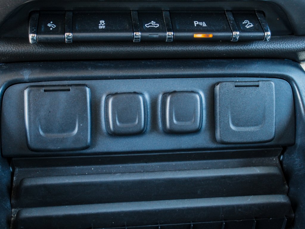 Used 2016 Onyx Black GMC SLT image 19