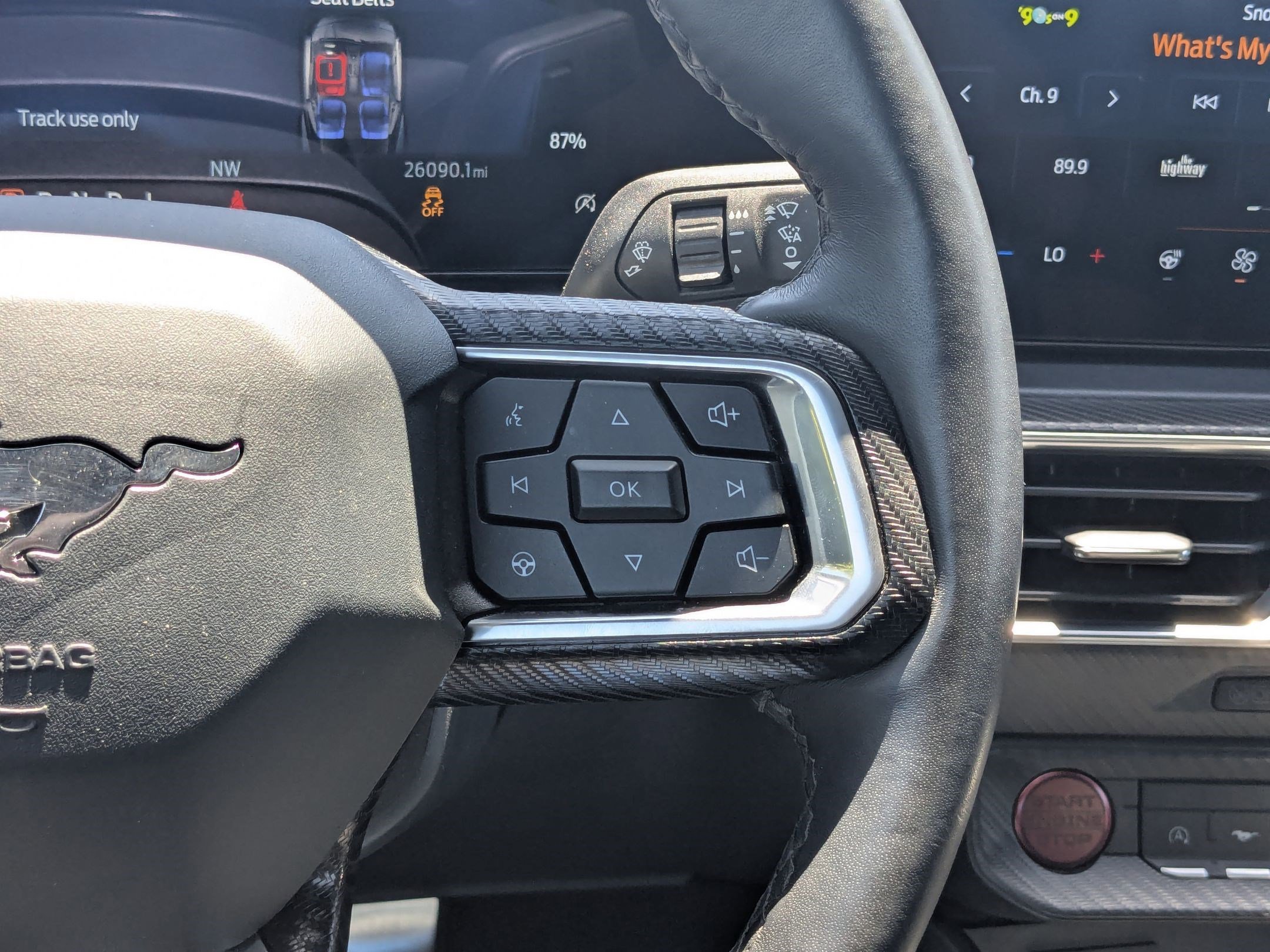 Used 2025 Silver Ford EcoBoost Premium image 17