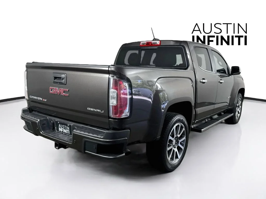 Used 2020 Gray GMC Denali image 7