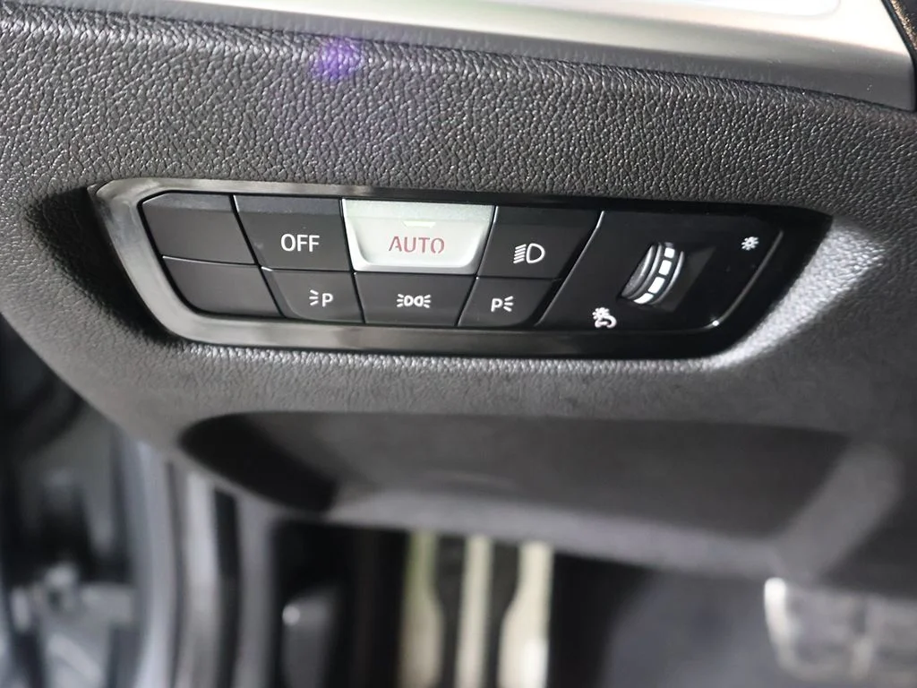 Used 2026 Gray BMW M340i xDrive image 35