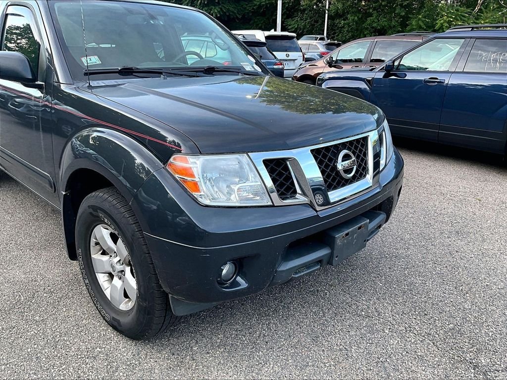 Used 2013 Black Nissan SV image 8