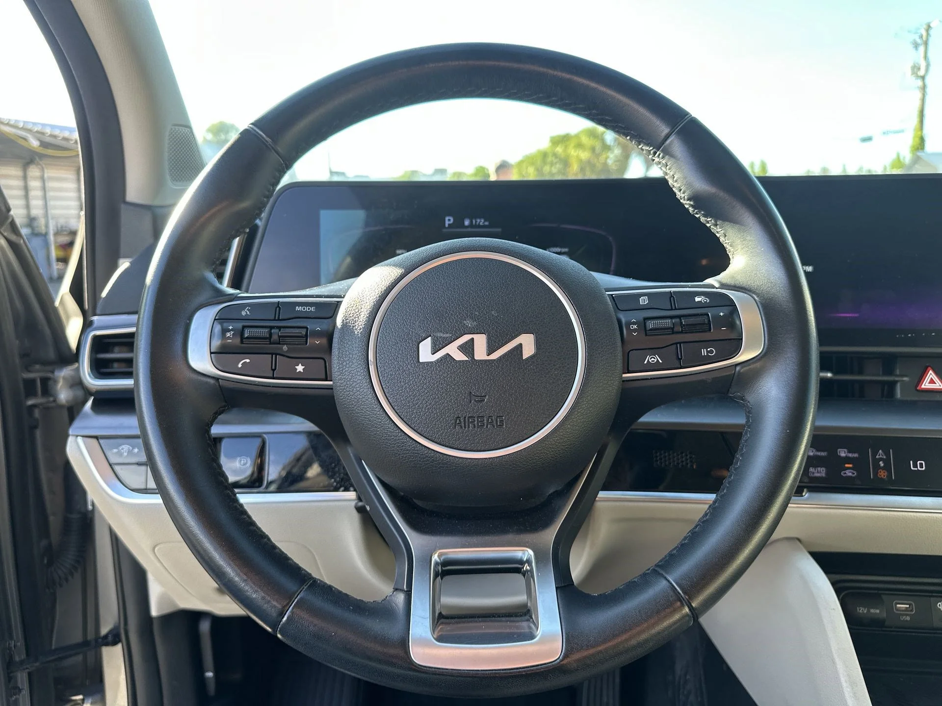 Certified Used 2024 Steel Gray Kia EX image 11