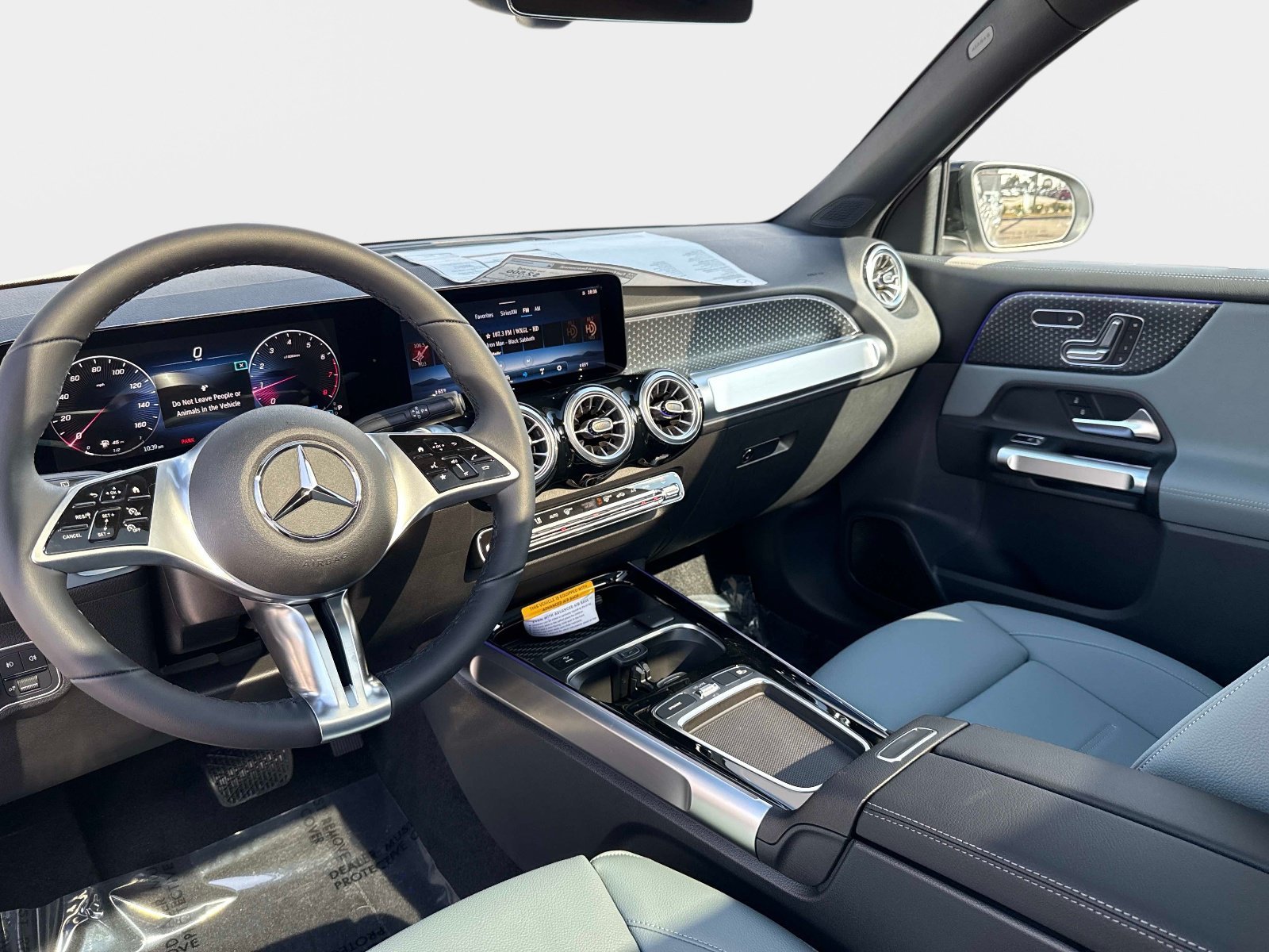 New 2026 Polar White Mercedes-Benz 250 SUV image 15