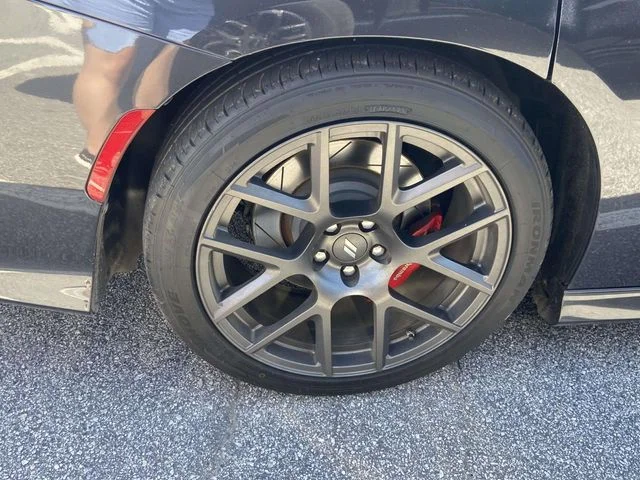 Used 2017 Gray Dodge R/T Scat Pack image 7