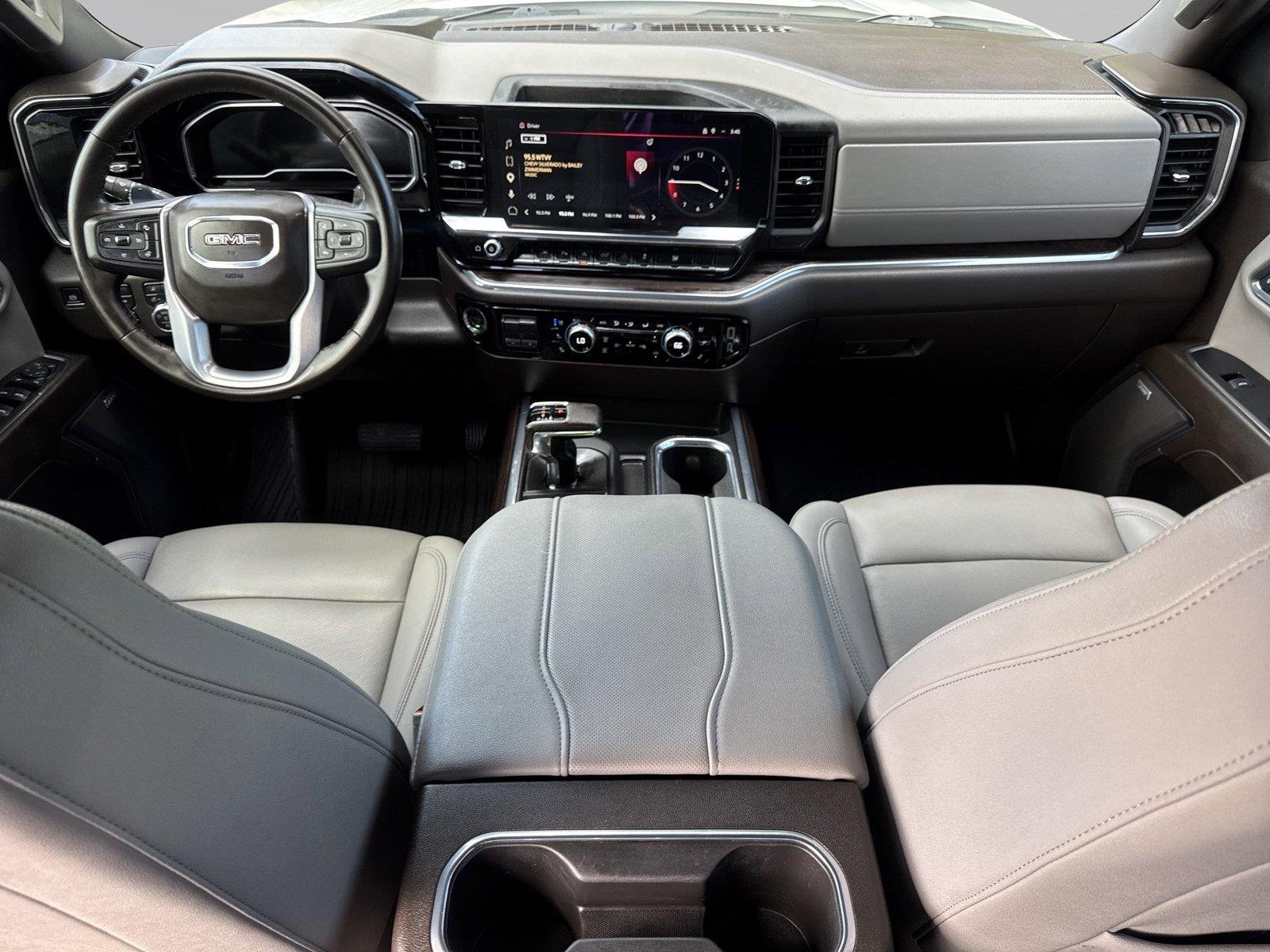 Used 2024 White Frost Tricoat GMC SLT image 13