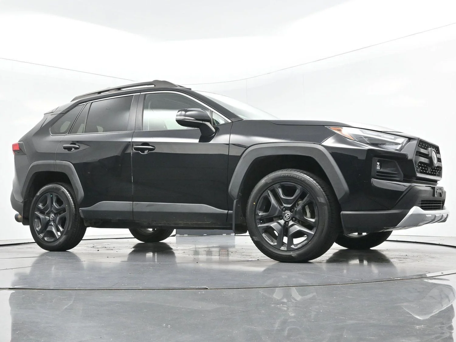Used 2022 Midnight Black Metallic Toyota Adventure image 44