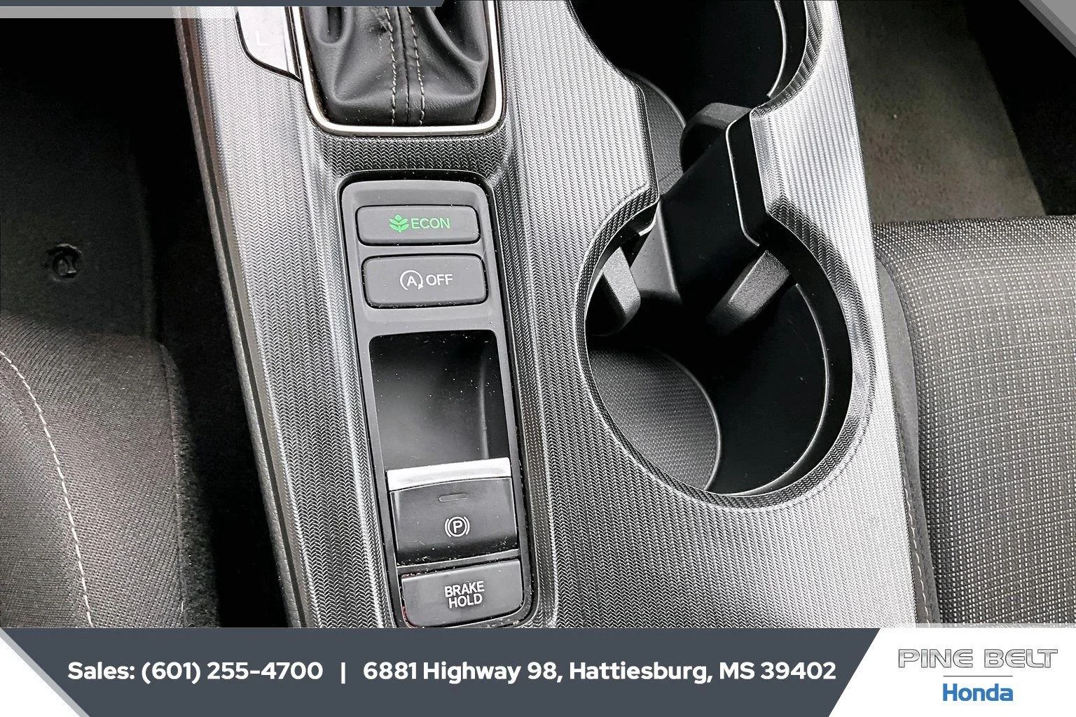 Used 2025 Meteorite Gray Metallic Honda LX image 22