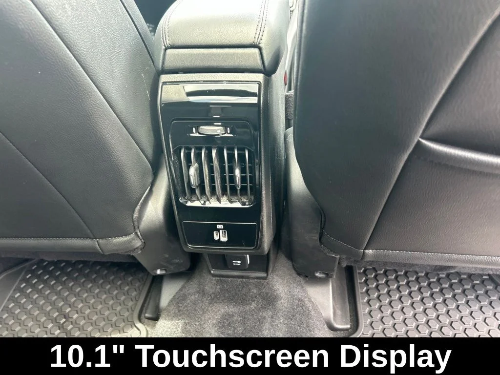 Certified Used 2025 Black Jeep Latitude image 28