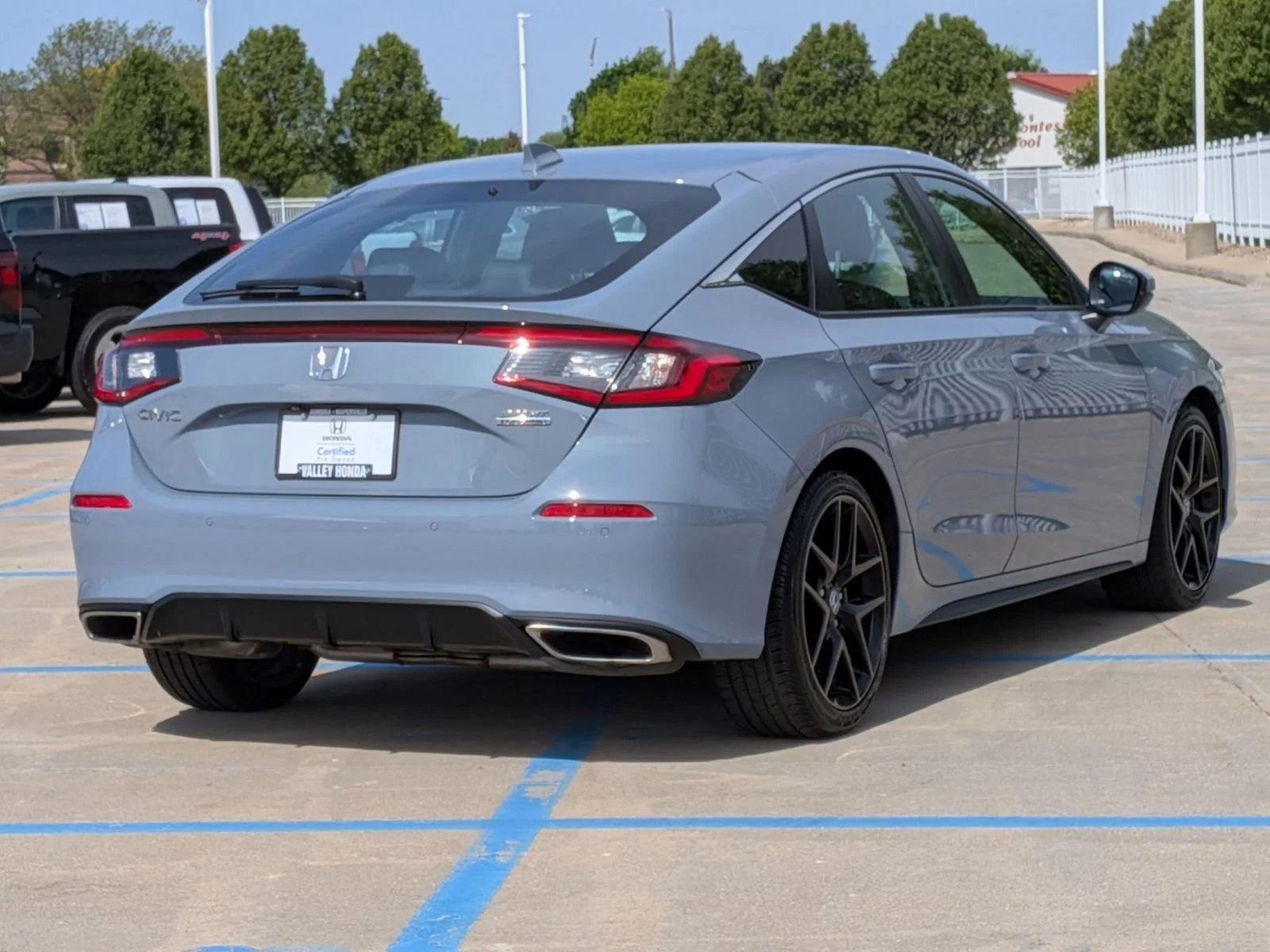 2023 Honda Civic Hatchback Sport Touring - Photo 6