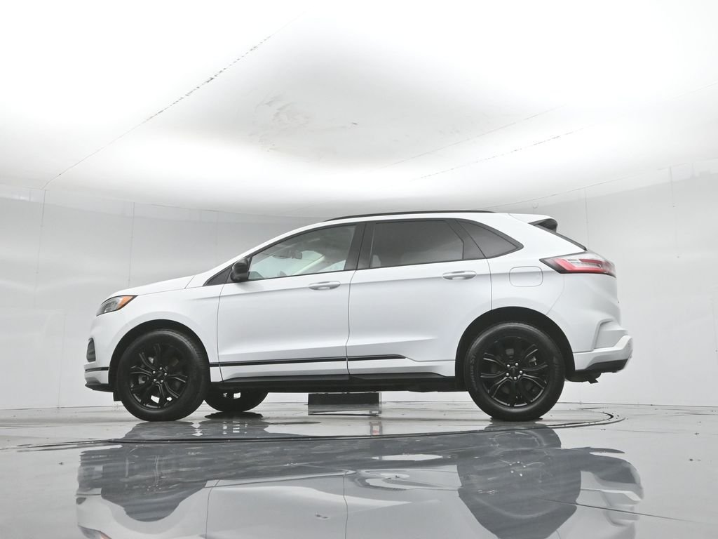Certified Used 2022 White Ford SE image 53