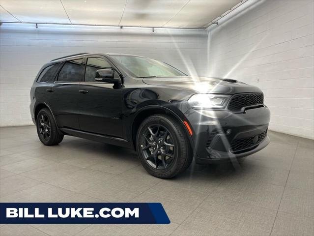New 2026 Diamond Black Clear-Coat Exterior Paint Dodge GT PLUS image 1
