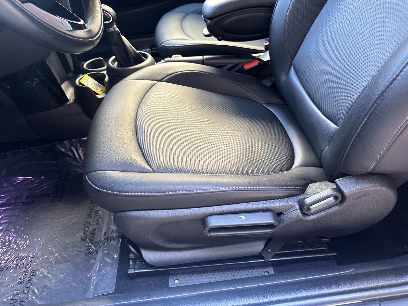 Used 2019 Chili Red MINI Cooper FWD image 9
