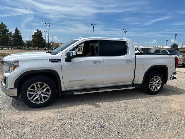 Used 2022 White GMC SLT image 7