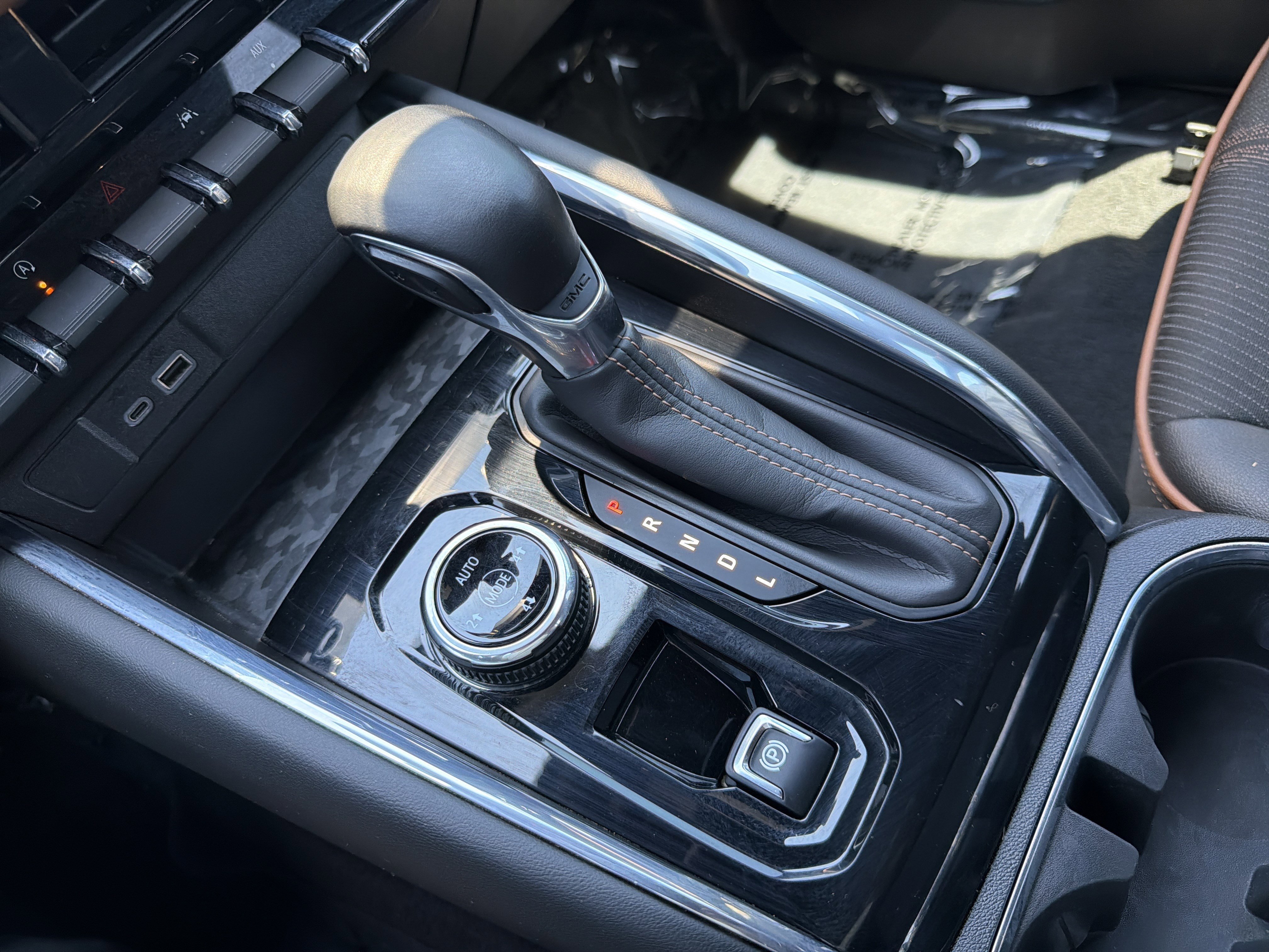 2023 GMC Canyon AT4 - Photo 30