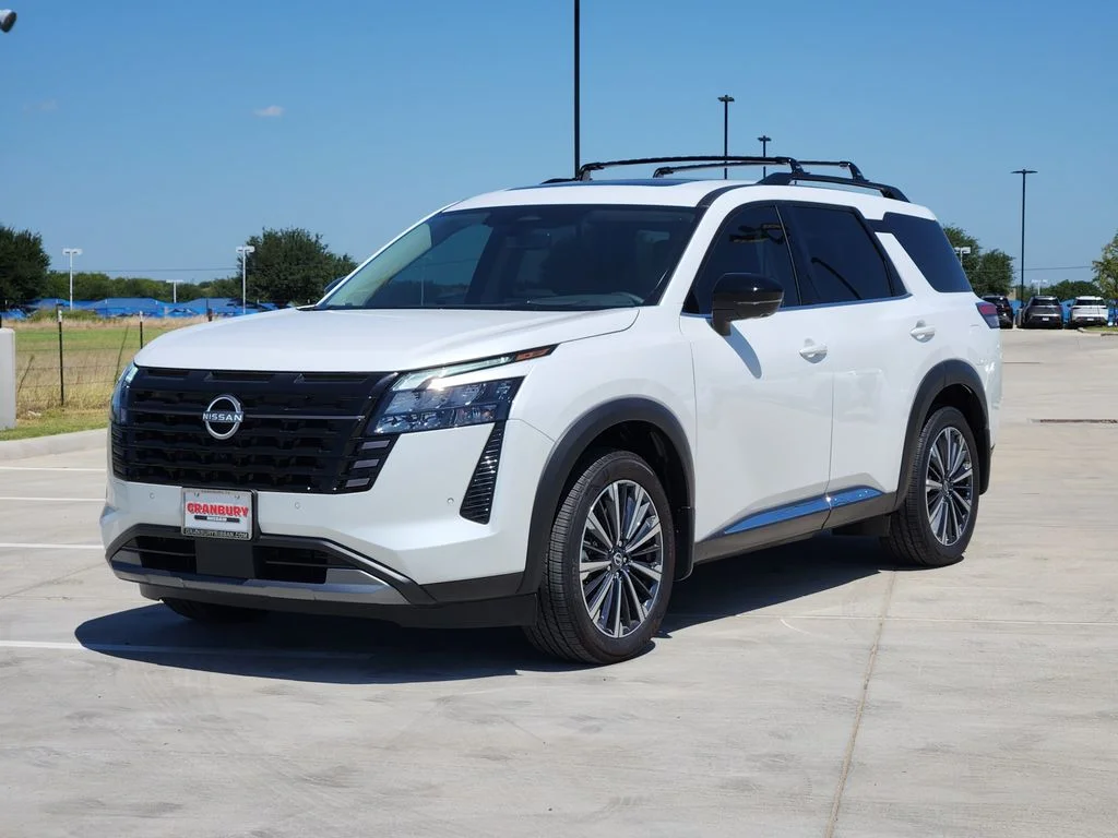 New 2026 Everest White Pearl TriCoat Nissan Platinum image 2