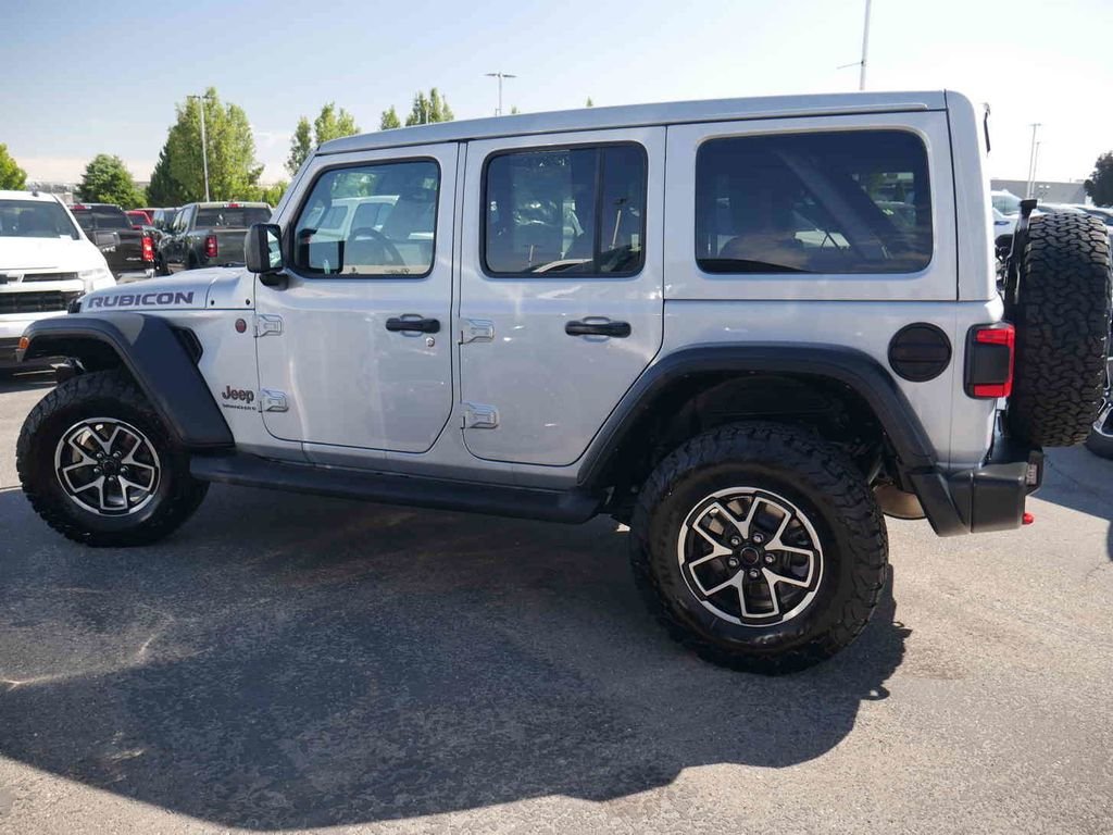 Used 2024 Silver Jeep Rubicon image 21