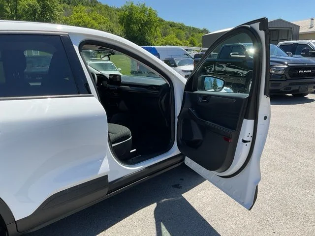 Used 2025 White Ford Active image 37