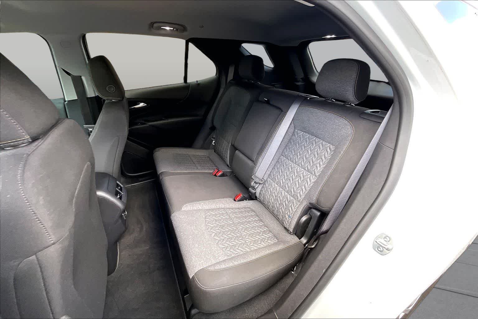 2024 Chevrolet Equinox LT - Photo 25