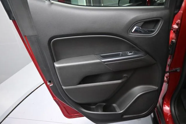 Used 2021 Red Chevrolet ZR2 image 18
