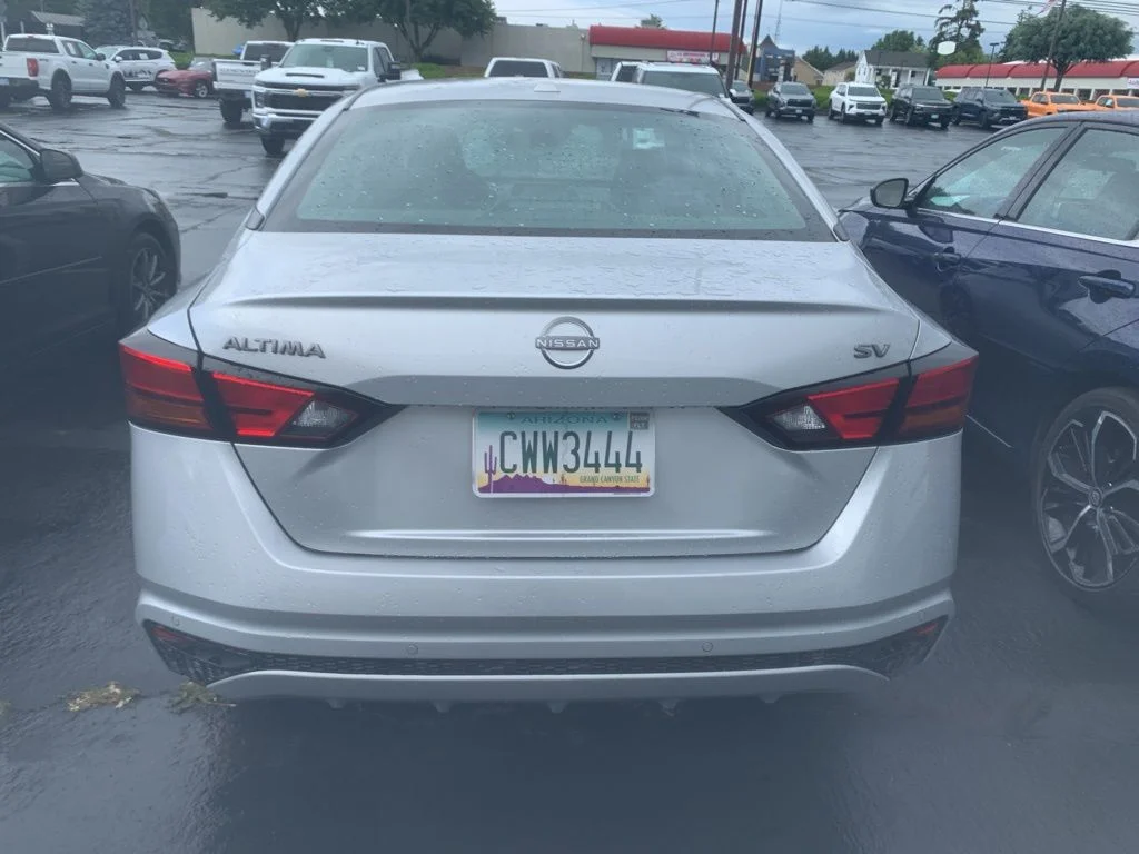 Pre-Owned 2024 Nissan Altima 2.5 SV 4D Sedan in Portland #G11621