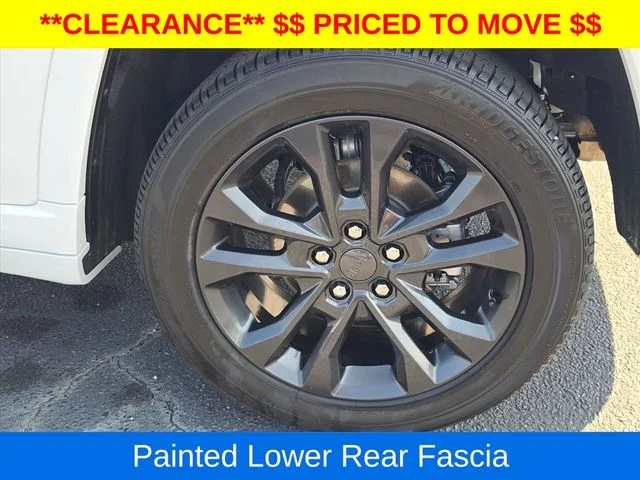 Used 2026 White Jeep Limited Reserve image 33