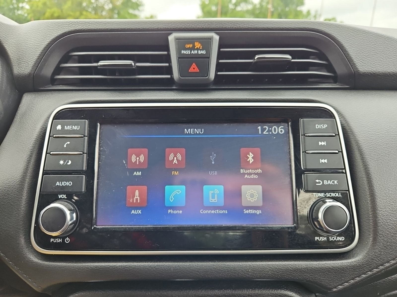 Used 2024 Blue Nissan 1.6 S image 5