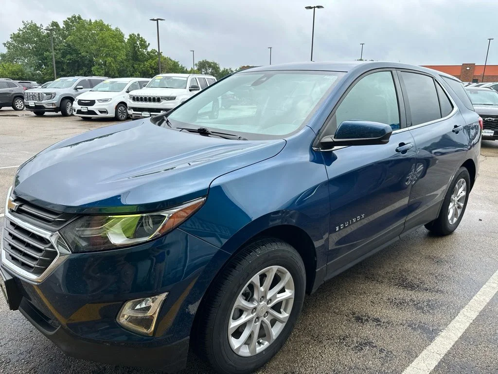 Used 2020 Blue Chevrolet LT image 2
