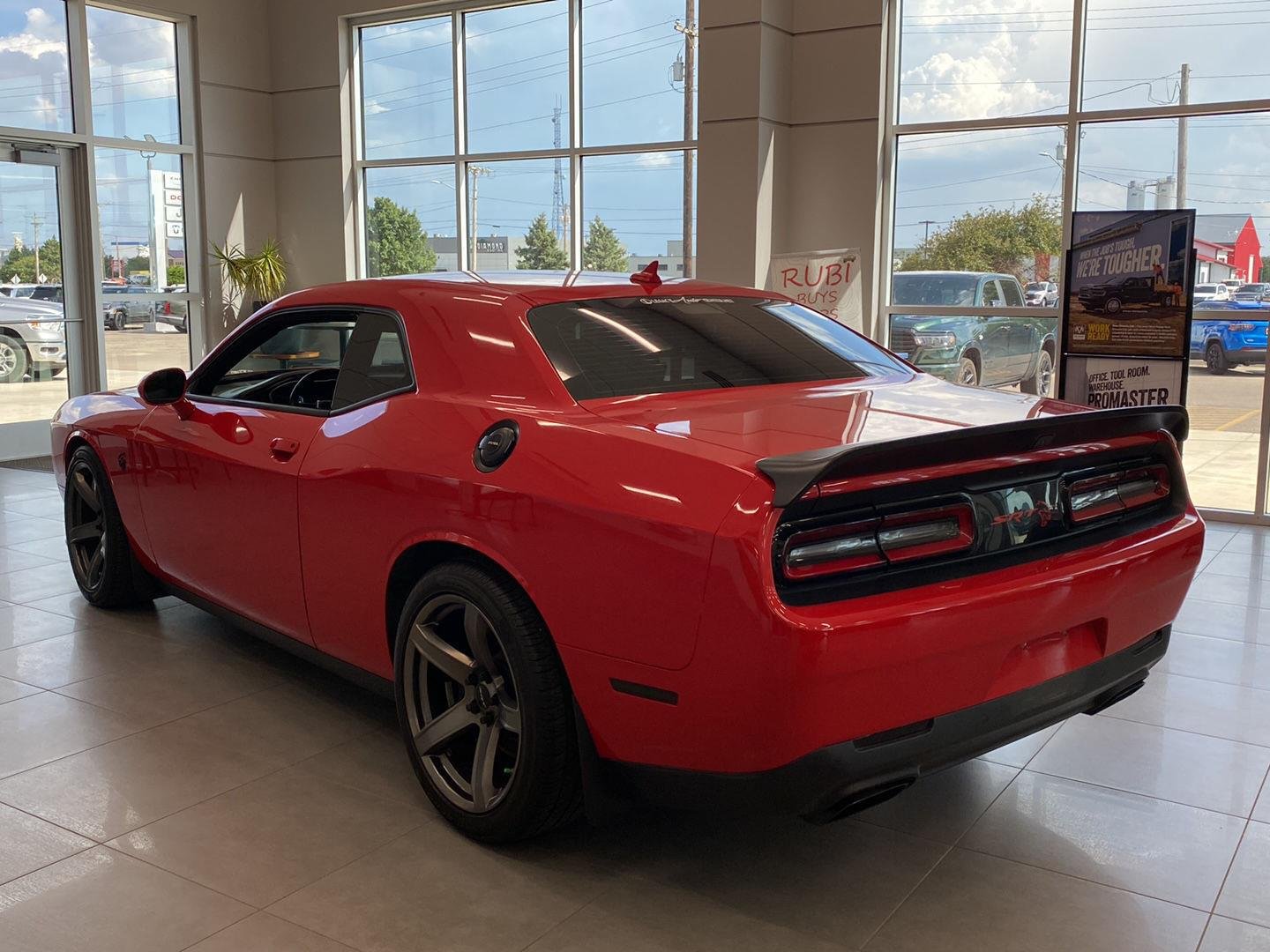 Used 2020 Torred Clearcoat Dodge SRT Hellcat Redeye image 3
