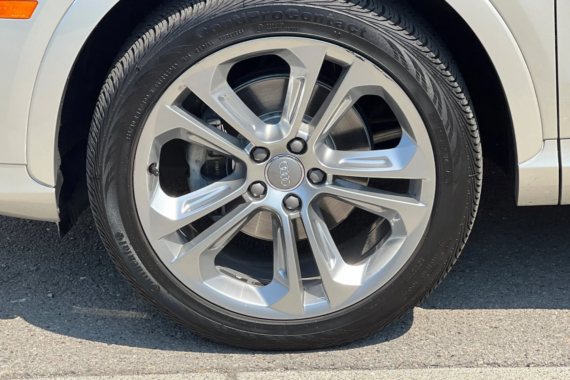 Used 2018 Cuvee Silver Metallic Audi Premium Plus image 11