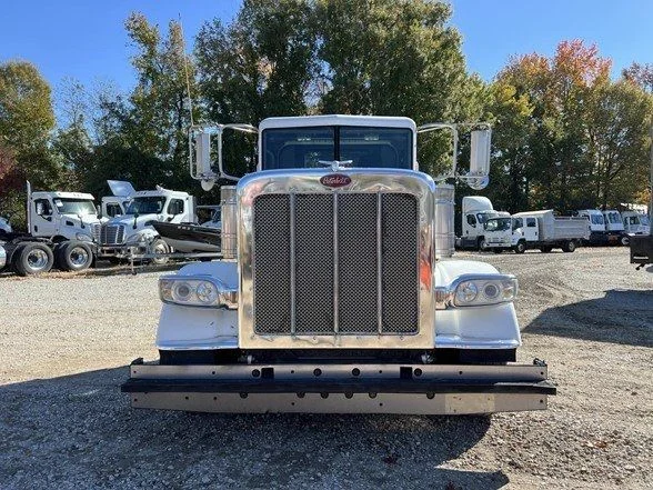 Used 2012 White Peterbilt with 4 Car Cage image 3