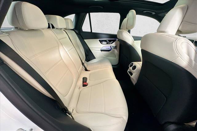 New 2026 Polar White Mercedes-Benz GLC 300 image 55