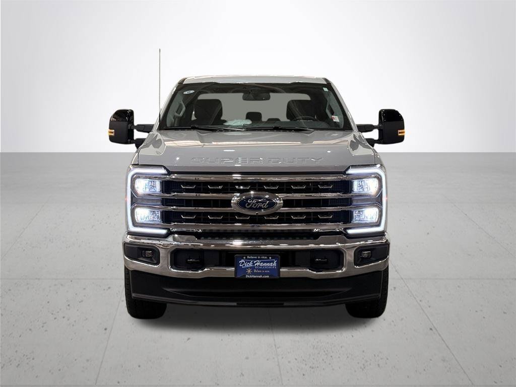 Used 2025 Avalanche Ford Lariat image 4
