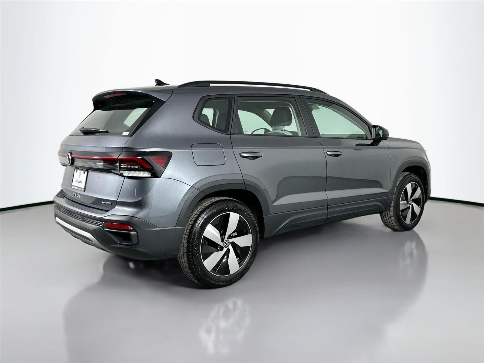New 2026 Platinum Gray Metallic Volkswagen S image 5