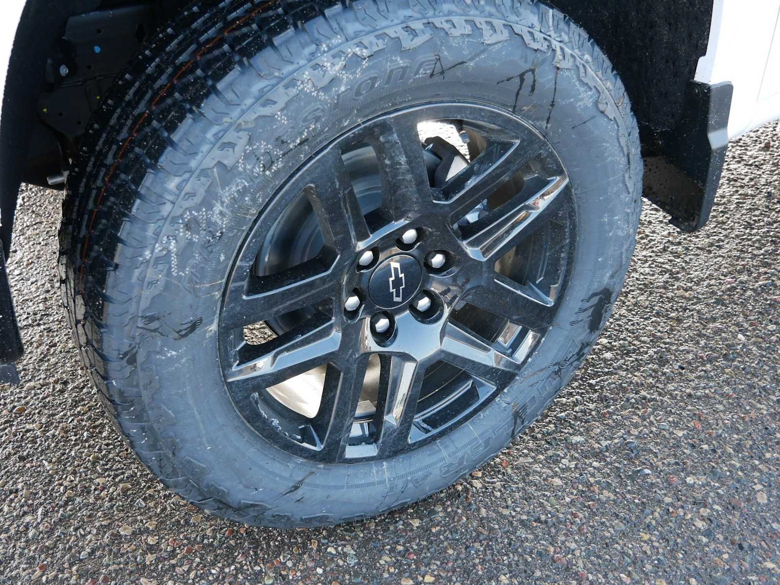 2026 Chevrolet Silverado 1500 LT Trail Boss - Photo 9