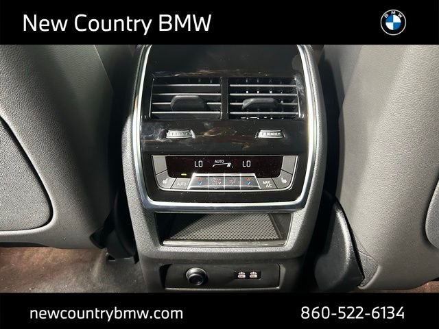 2026 BMW X5 50e - Photo 27