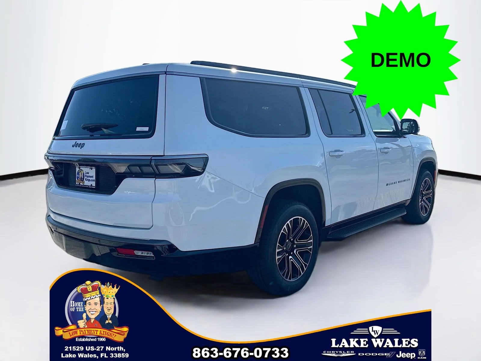 New 2026 Bright White Clear-Coat Exterior Paint Jeep Grand Wagoneer image 6