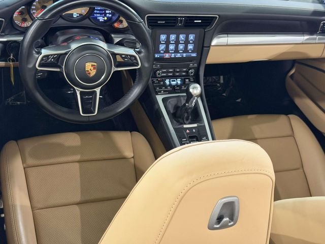 Used 2017 White Porsche Carrera 4S image 23