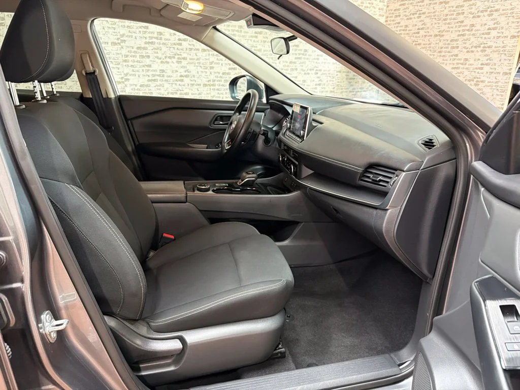 Used 2024 Gun Metallic Nissan S image 10