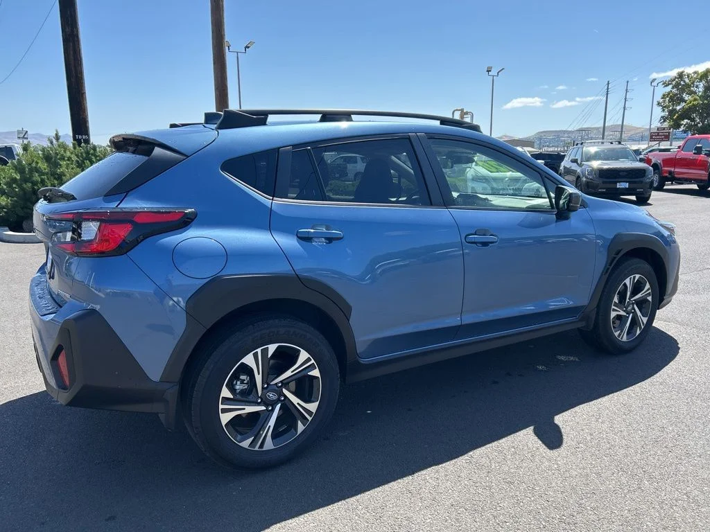 Used 2024 Horizon Blue Pearl Subaru Premium image 5