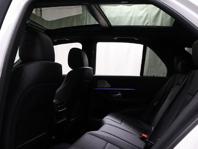 Certified Used 2026 Polar White Mercedes-Benz GLE 350 image 13