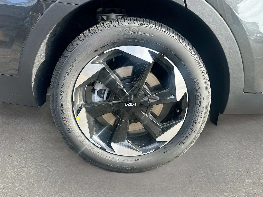 New 2026 Interstellar Gray Kia EX image 33