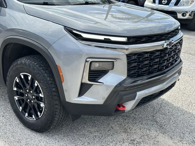 Used 2024 Gray Chevrolet Z71 image 8