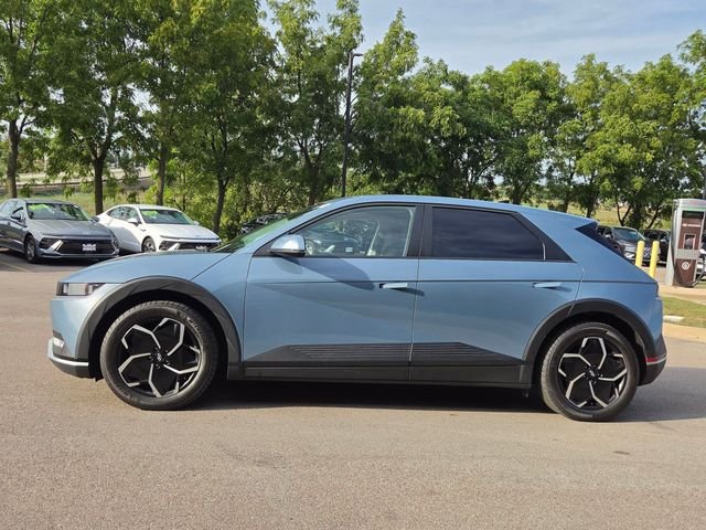 Certified Used 2023 Blue Hyundai SEL image 4