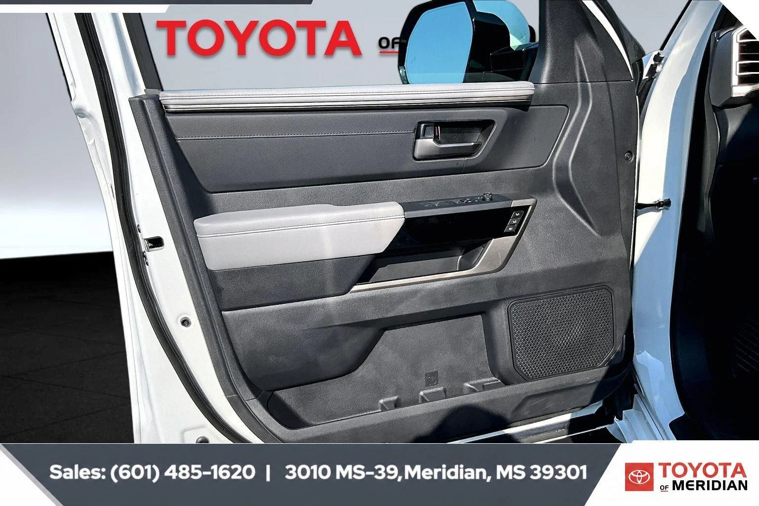 Used 2026 Ice Cap Toyota Limited image 17